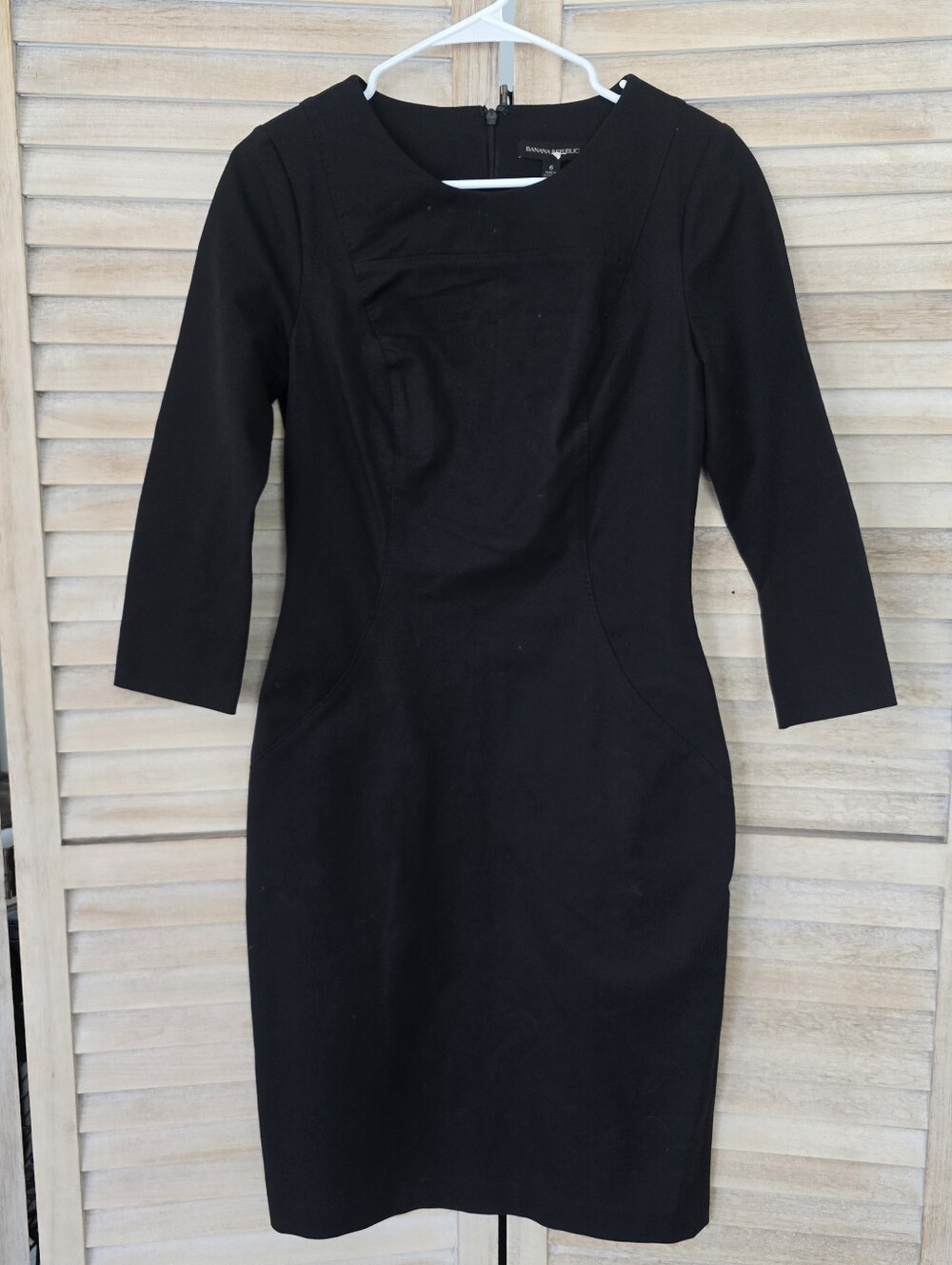 Banana Republic Black Midi Sheath Dress 3/4 Sleeves Size 6